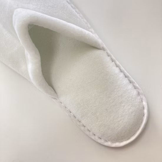 Comfortable and Soft Disposable Coral Velvet Hotel Slippers for Men Women and Children